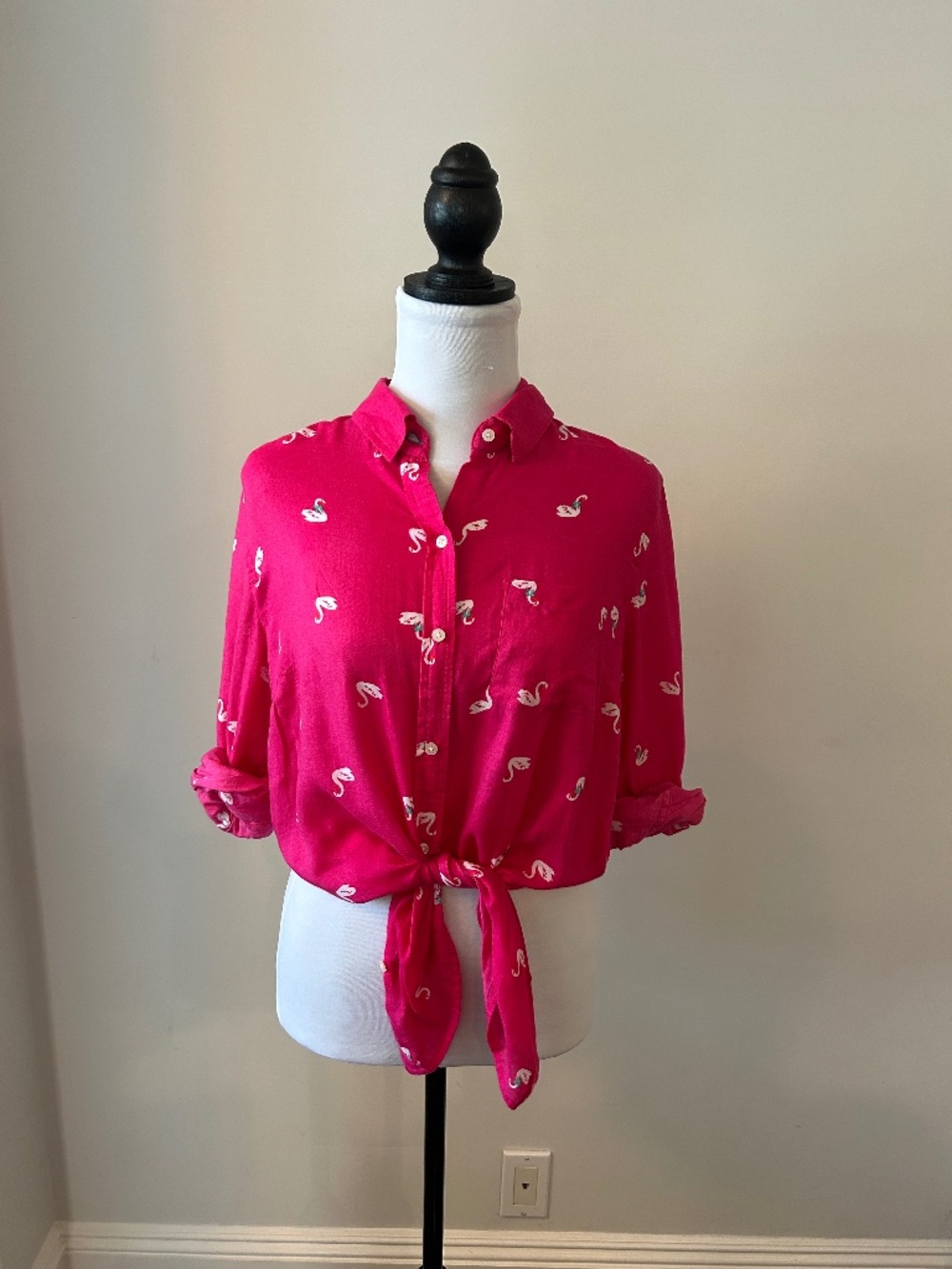 Barbiecore whimsical pink 100% cotton lightweight swan Le Tigre button up blouse